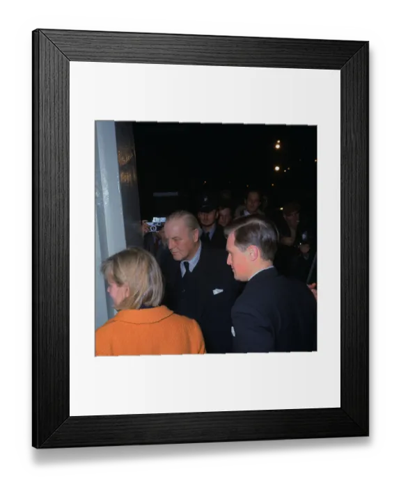 Framed Print : Randolph Churchill and Children Arriving at Winston Churchill's Home