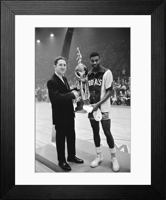 Framed Print : Oscar Robertson With MVP Trophy Framed Print : Oscar Robertson With MVP Trophy