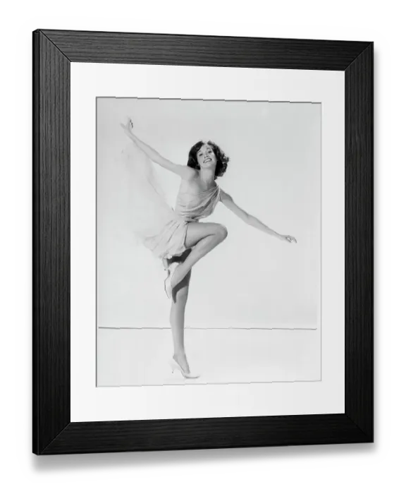 Framed Print : Mary Tyler Moore Framed Print : Mary Tyler Moore