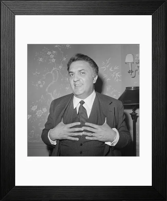 Framed Print : Federico Fellini with Hands on his Vest Framed Print : Federico Fellini with Hands on his Vest