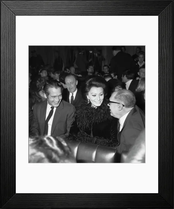 Framed Print : Portrait of Paul Newman, Sophia Loren and Carlo Ponti Framed Print : Portrait of Paul Newman, Sophia Loren and Carlo Ponti