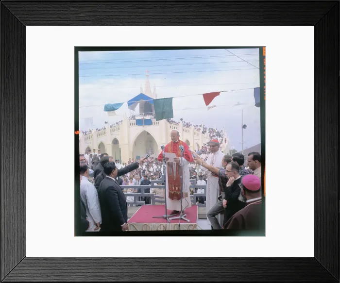 Framed Print : Pope Paul VI Delivering Speech Framed Print : Pope Paul VI Delivering Speech