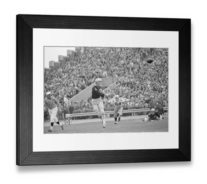 Framed Print : Roger Staubach Throws Pass Football Game Framed Print : Roger Staubach Throws Pass Football Game