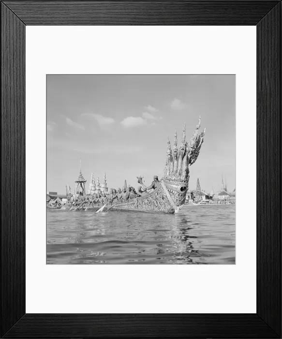 Framed Print : Royal Navy Men in Boats Framed Print : Royal Navy Men in Boats