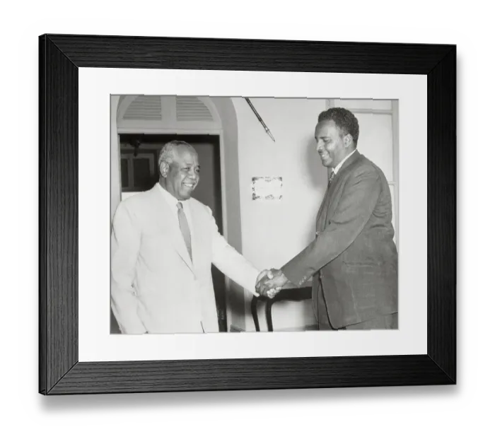 Framed Print : Siff El Khaim Greeting El Khalifa After Elections Framed Print : Siff El Khaim Greeting El Khalifa After Elections