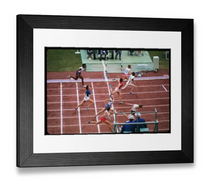 Framed Print : 80 Meter Finish Line Framed Print : 80 Meter Finish Line