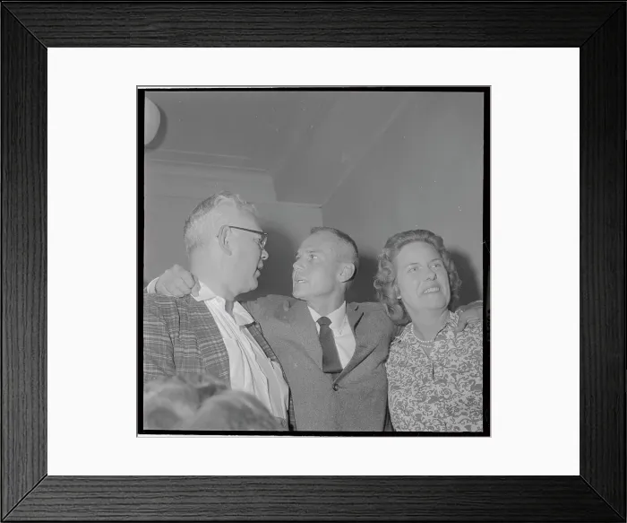 Framed Print : Sam Sheppard With His Brother and Sister-in-Law After being Released From Prison Framed Print : Sam Sheppard With His Brother and Sister-in-Law After being Released From Prison