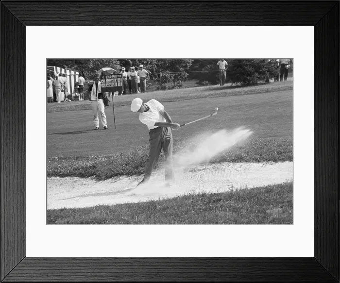 Framed Print : Ken Venturi Shooting from Sand Trap Framed Print : Ken Venturi Shooting from Sand Trap