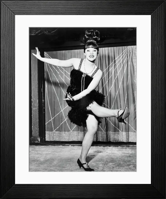 Framed Print : Jacqui Toye Dancing In Cabaret Show Framed Print : Jacqui Toye Dancing In Cabaret Show