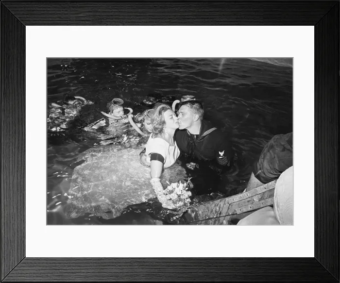 Framed Print : Sailor And Bride in Scuba Diving Wedding Framed Print : Sailor And Bride in Scuba Diving Wedding