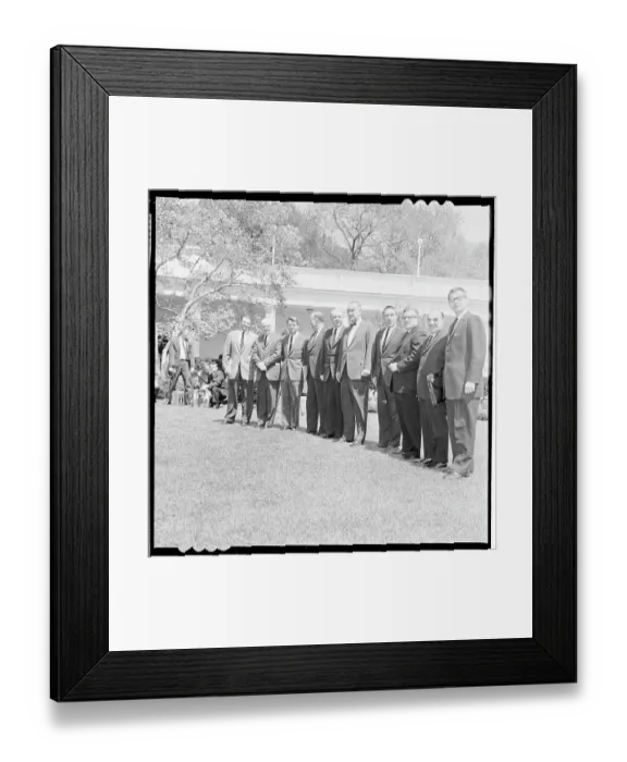 Framed Print : Cabinet Members Reporting to President Framed Print : Cabinet Members Reporting to President