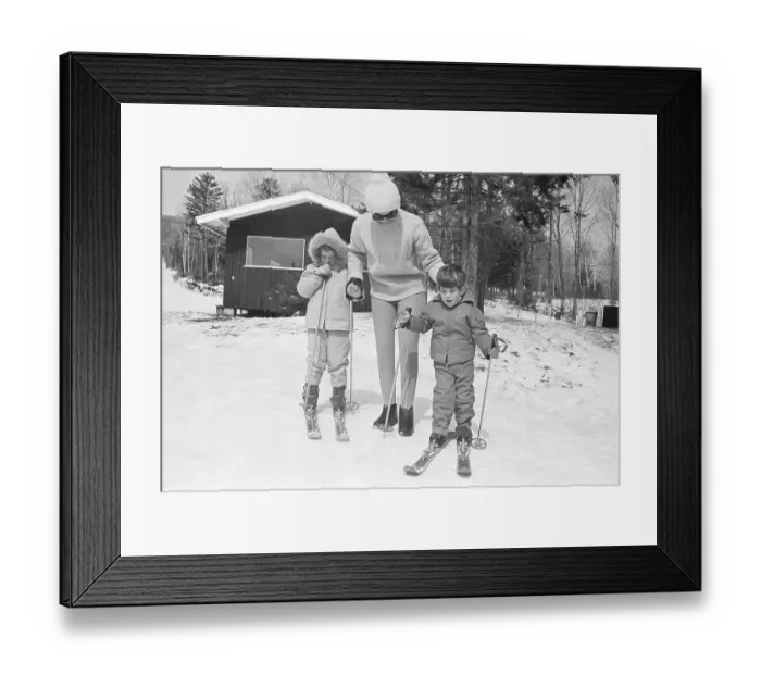 Framed Print : Jacqueline Kennedy and Children Skiing Framed Print : Jacqueline Kennedy and Children Skiing
