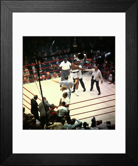 Framed Print : Muhammad Ali Winning Match Framed Print : Muhammad Ali Winning Match