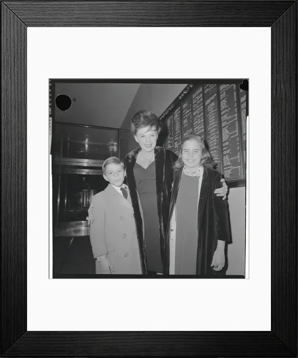 Framed Print : Judy Garland with Children