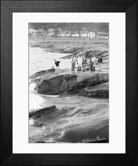 Framed Print : Arnold Palmer Chipping From Rocky Shore Framed Print : Arnold Palmer Chipping From Rocky Shore