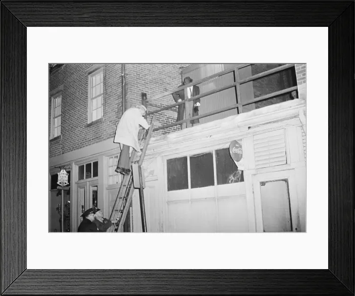 Framed Print : Police Check Roof for Boston Strangler Framed Print : Police Check Roof for Boston Strangler
