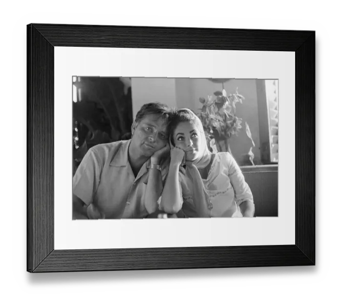 Framed Print : Richard Burton and Elizabeth Taylor Framed Print : Richard Burton and Elizabeth Taylor