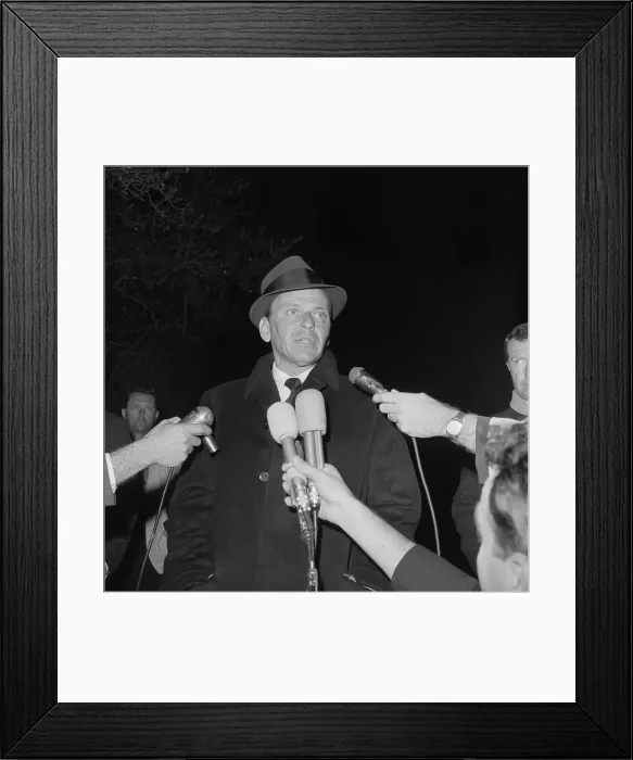Framed Print : Sinatra Speaks To Press