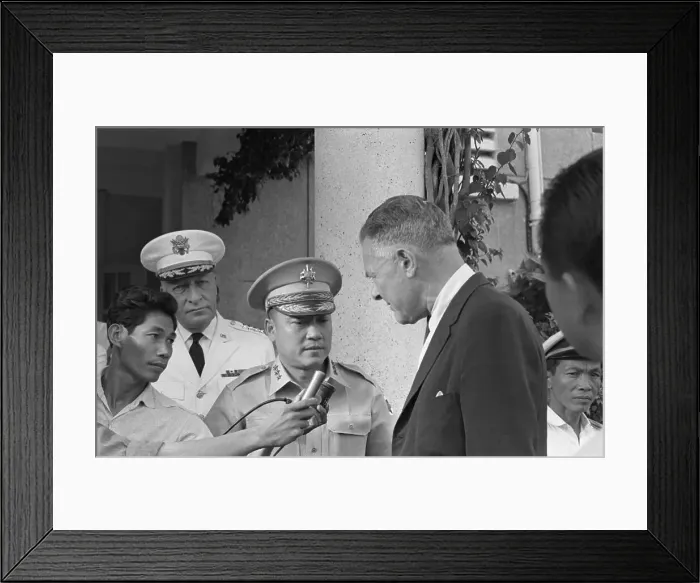 Framed Print : U.S. Amb. H.C. Lodge Returned Framed Print : U.S. Amb. H.C. Lodge Returned