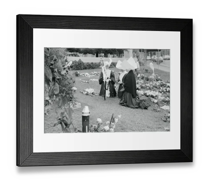 Framed Print : Nuns Offering Prayers