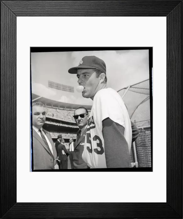 Framed Print : Don Drysdale Poses Blowing Gum Bubble Framed Print : Don Drysdale Poses Blowing Gum Bubble