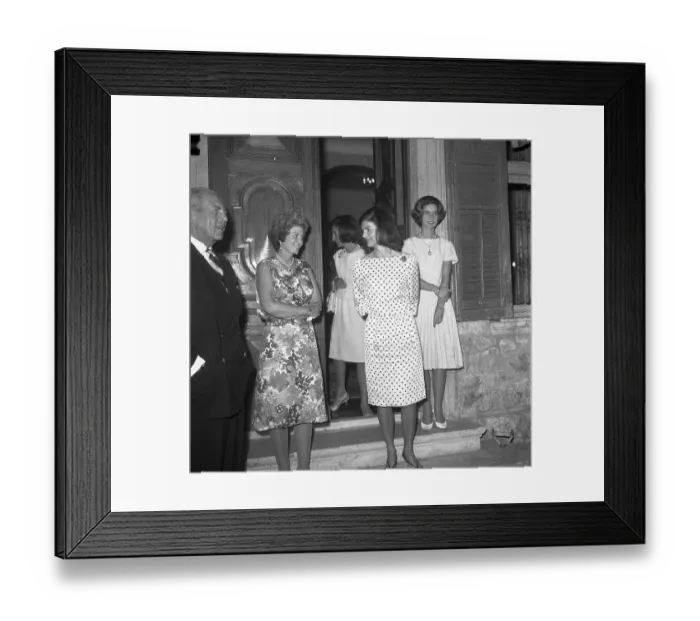 Framed Print : Jacqueline Kennedy Conversing with Queen Fredericia Framed Print : Jacqueline Kennedy Conversing with Queen Fredericia