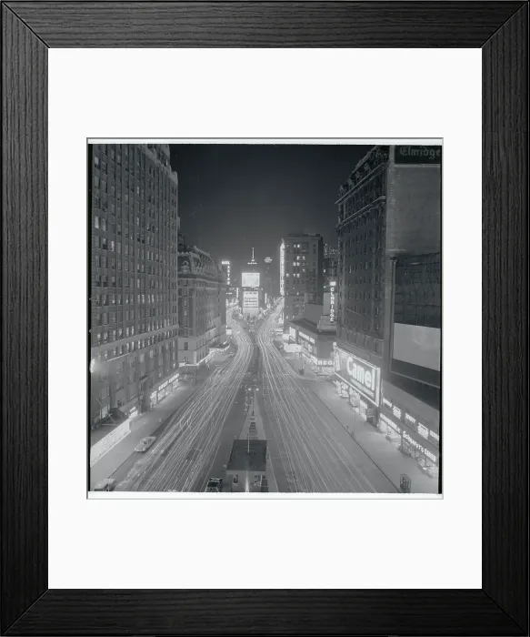 Framed Print : Looking North on Broadway from Times Square Framed Print : Looking North on Broadway from Times Square