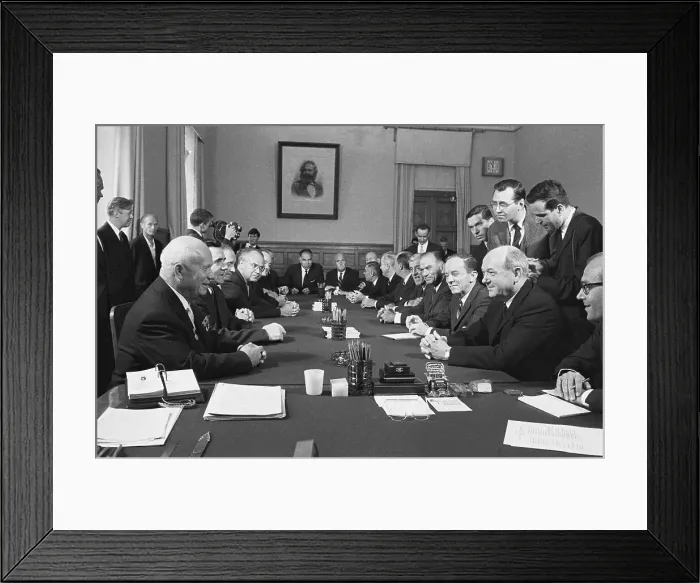 Framed Print : Nuclear Treaty Signing in Moscow Framed Print : Nuclear Treaty Signing in Moscow