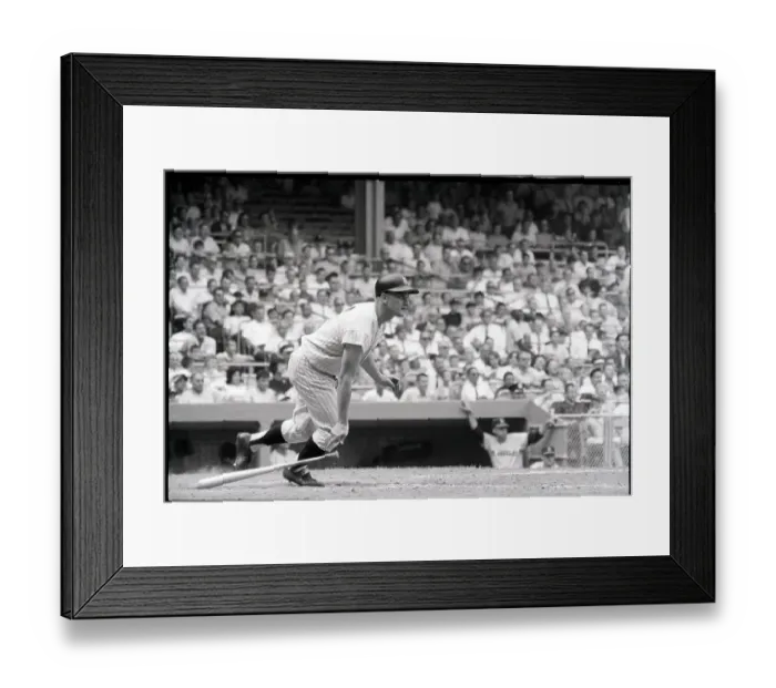 Framed Print : R.Maris Drops Bat After Hitting Ball Framed Print : R.Maris Drops Bat After Hitting Ball