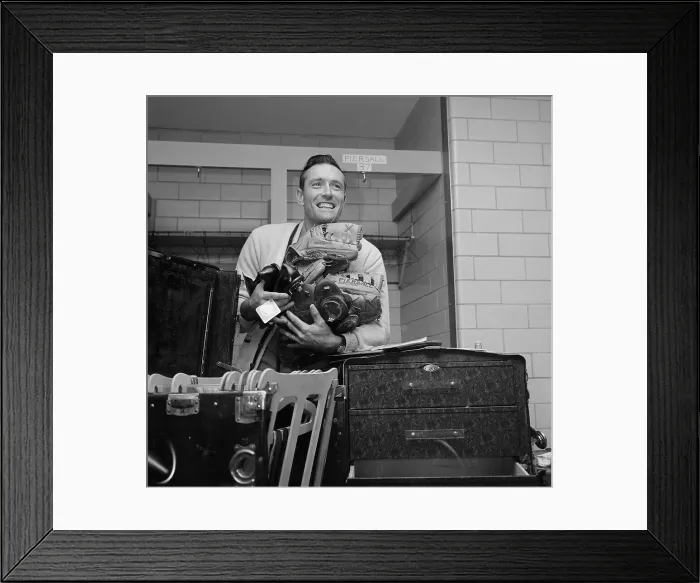 Framed Print : Jim Piersall Packing Belongings in Locker Room Framed Print : Jim Piersall Packing Belongings in Locker Room