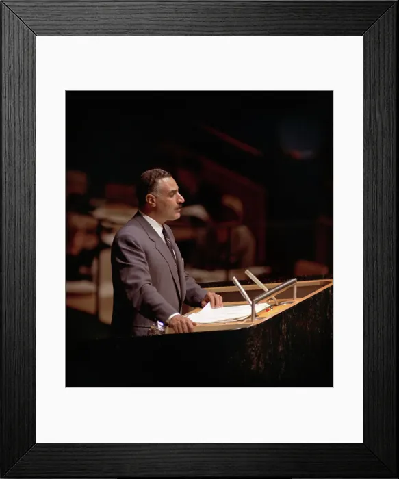 Framed Print : Gamal Abdel Nasser Speaking at Podium Framed Print : Gamal Abdel Nasser Speaking at Podium