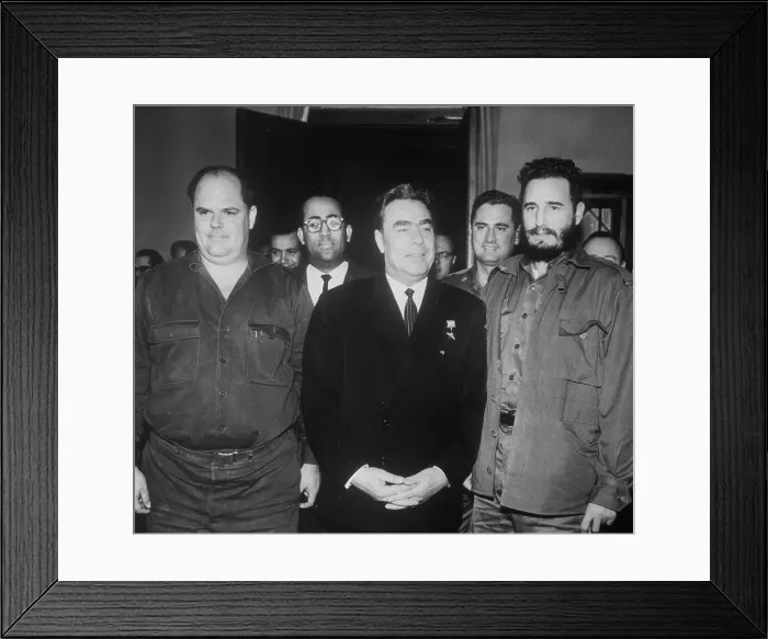 Framed Print : Fidel Castro with Emilio Aragonez Navarro and Others Framed Print : Fidel Castro with Emilio Aragonez Navarro and Others