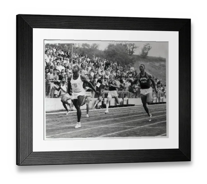 Framed Print : Athletics - History of 100 Metres World Record - Bob Hayes Framed Print : Athletics - History of 100 Metres World Record - Bob Hayes