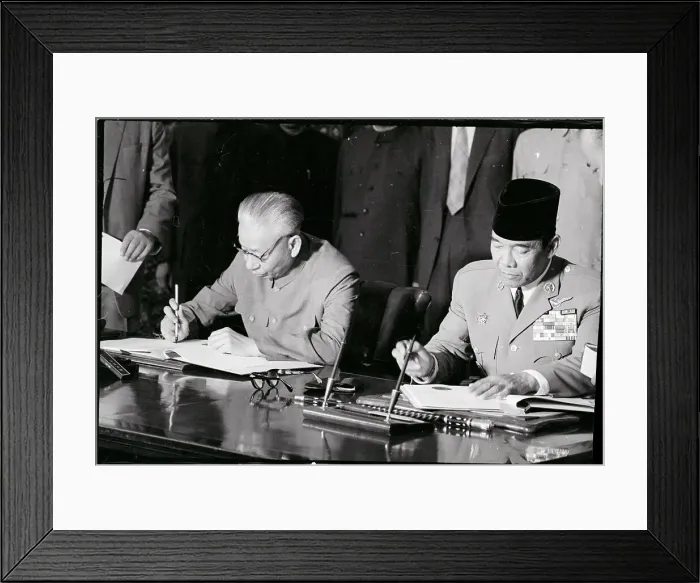 Framed Print : Liu Shao-Chi and Sukarno Sign Communique