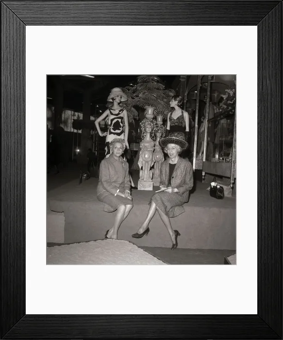 Framed Print : Elanor Lambert and Elizabeth Luft Framed Print : Elanor Lambert and Elizabeth Luft