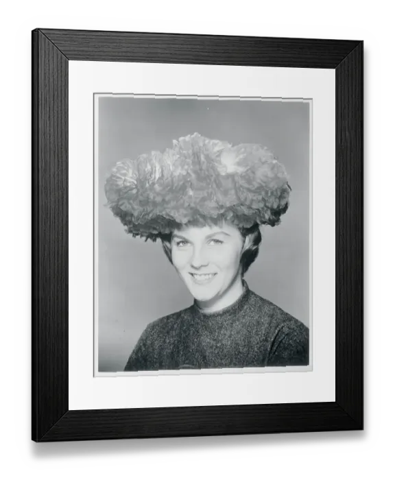 Framed Print : Ann Margaret Wearing Large Hat Framed Print : Ann Margaret Wearing Large Hat