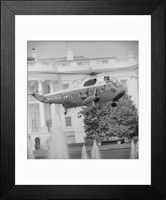 Framed Print : Marine Helicopter Taking Off Framed Print : Marine Helicopter Taking Off