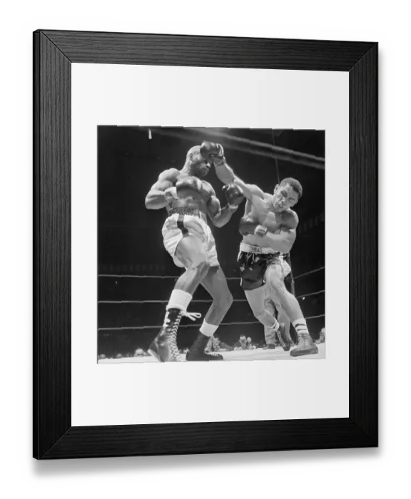 Framed Print : Jose Gonzales Punching Rubin Carter in Boxing Match Framed Print : Jose Gonzales Punching Rubin Carter in Boxing Match