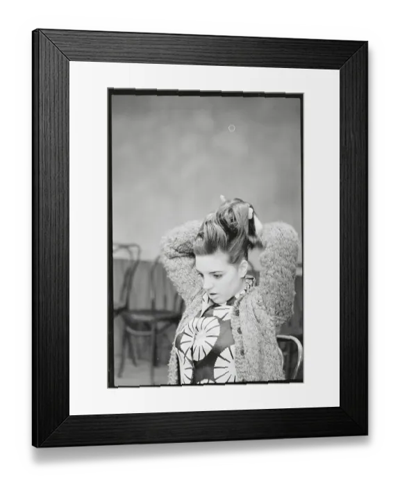 Framed Print : Liza Minnelli Fixing Her Hair Framed Print : Liza Minnelli Fixing Her Hair