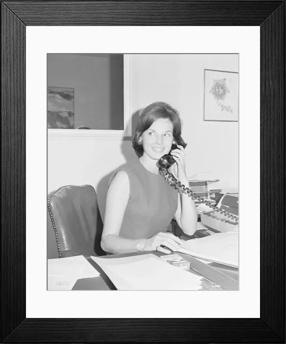 Framed Print : Jacqueline Kennedy's Press Secretary Pamela Turnure Answering Telephone Framed Print : Jacqueline Kennedy's Press Secretary Pamela Turnure Answering Telephone
