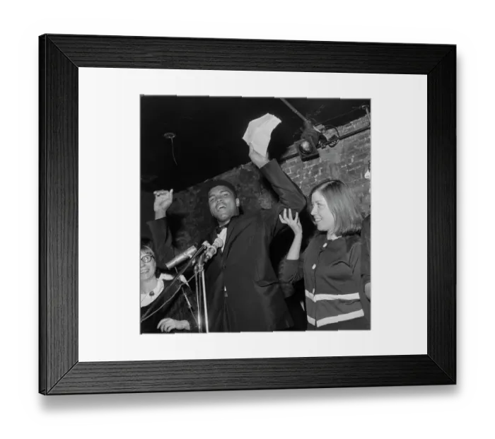 Framed Print : Muhammad Ali And Fans Framed Print : Muhammad Ali And Fans