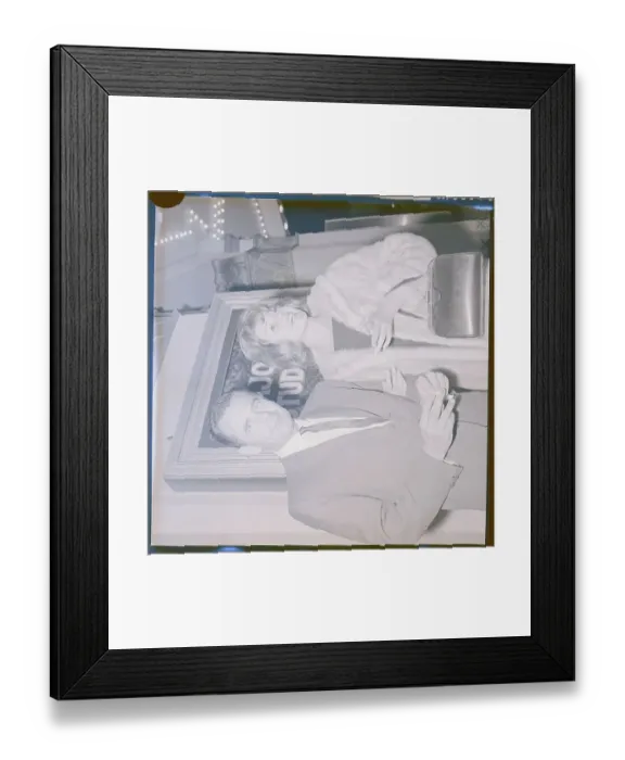 Framed Print : Rita Hayworth Holding Glenn Ford's Arm Framed Print : Rita Hayworth Holding Glenn Ford's Arm