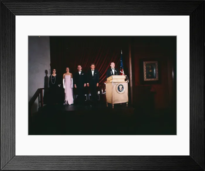 Framed Print : Mona Lisa Unveiling Ceremony Framed Print : Mona Lisa Unveiling Ceremony