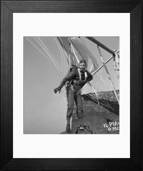 Framed Print : Virna Lisi Framed Print : Virna Lisi
