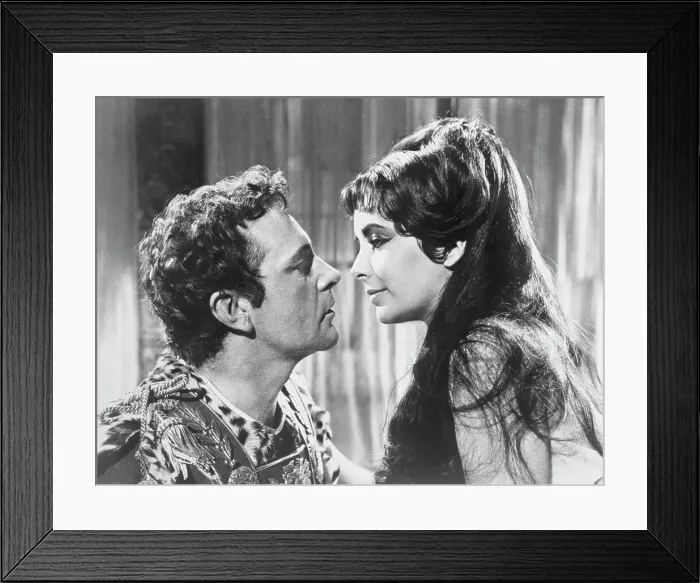 Framed Print : Richard Burton and Elizabeth Taylor Framed Print : Richard Burton and Elizabeth Taylor