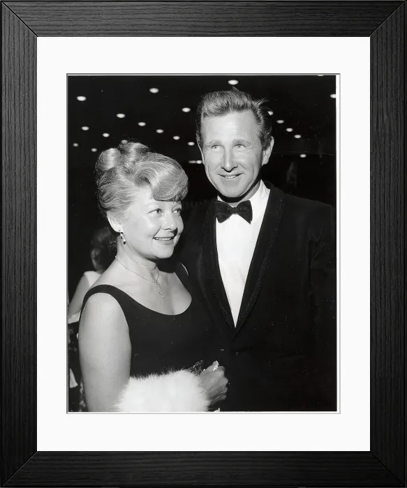 Framed Print : Lloyd and Dorothy Bridges at Premiere