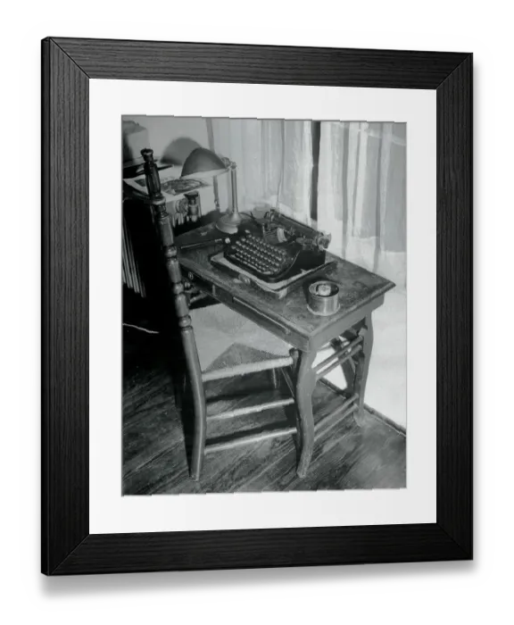 Framed Print : William Faulker's Typewriter And Desk Framed Print : William Faulker's Typewriter And Desk