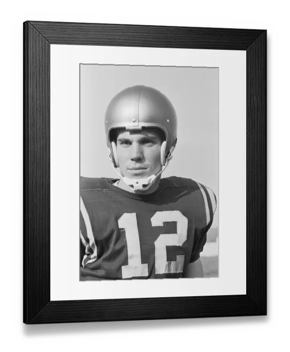 Framed Print : Waist-Up Outside Portrait Roger Staubach Framed Print : Waist-Up Outside Portrait Roger Staubach