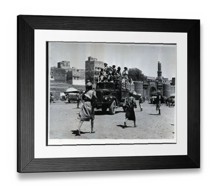 Framed Print : Lorry Carrying Machine-Gun Toting Soldiera Framed Print : Lorry Carrying Machine-Gun Toting Soldiera