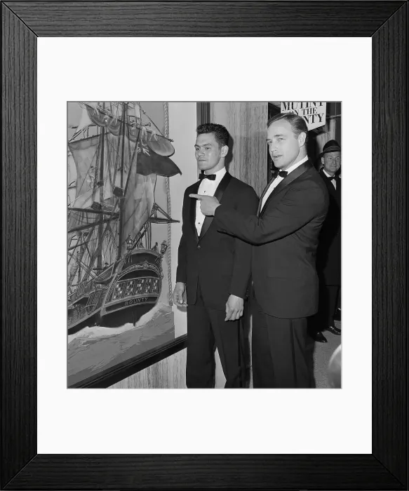 Framed Print : Marlon Brando at Mutiny on the Bounty Premiere